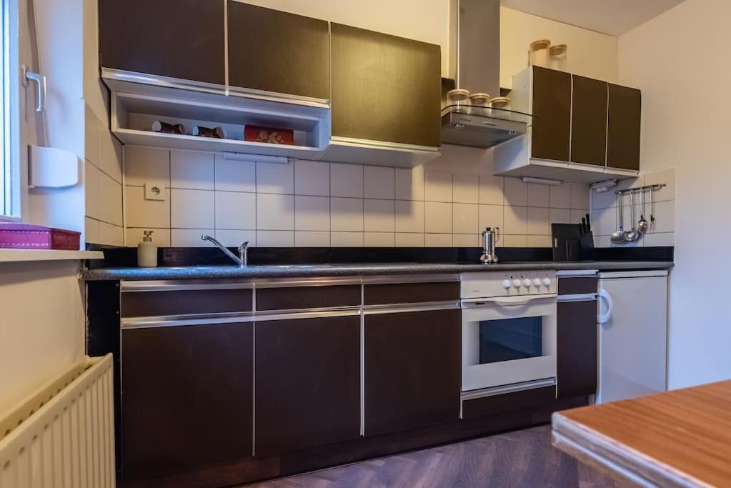 Apartment Zollhoes Zoek De Grens Op! Barenfleer
